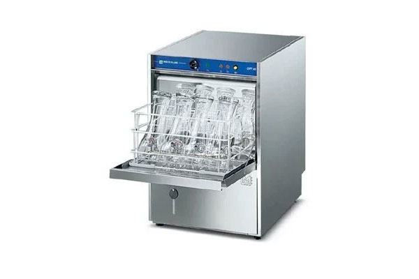 commercial-glasswasher